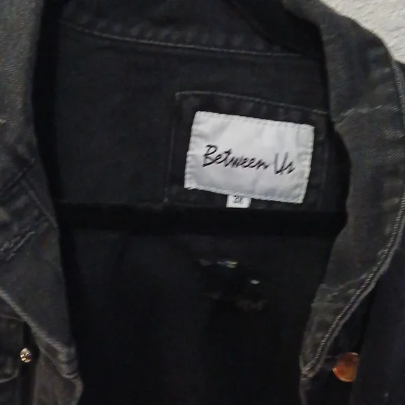 Between Us Distress Black Jacket - Picture 8 of 9